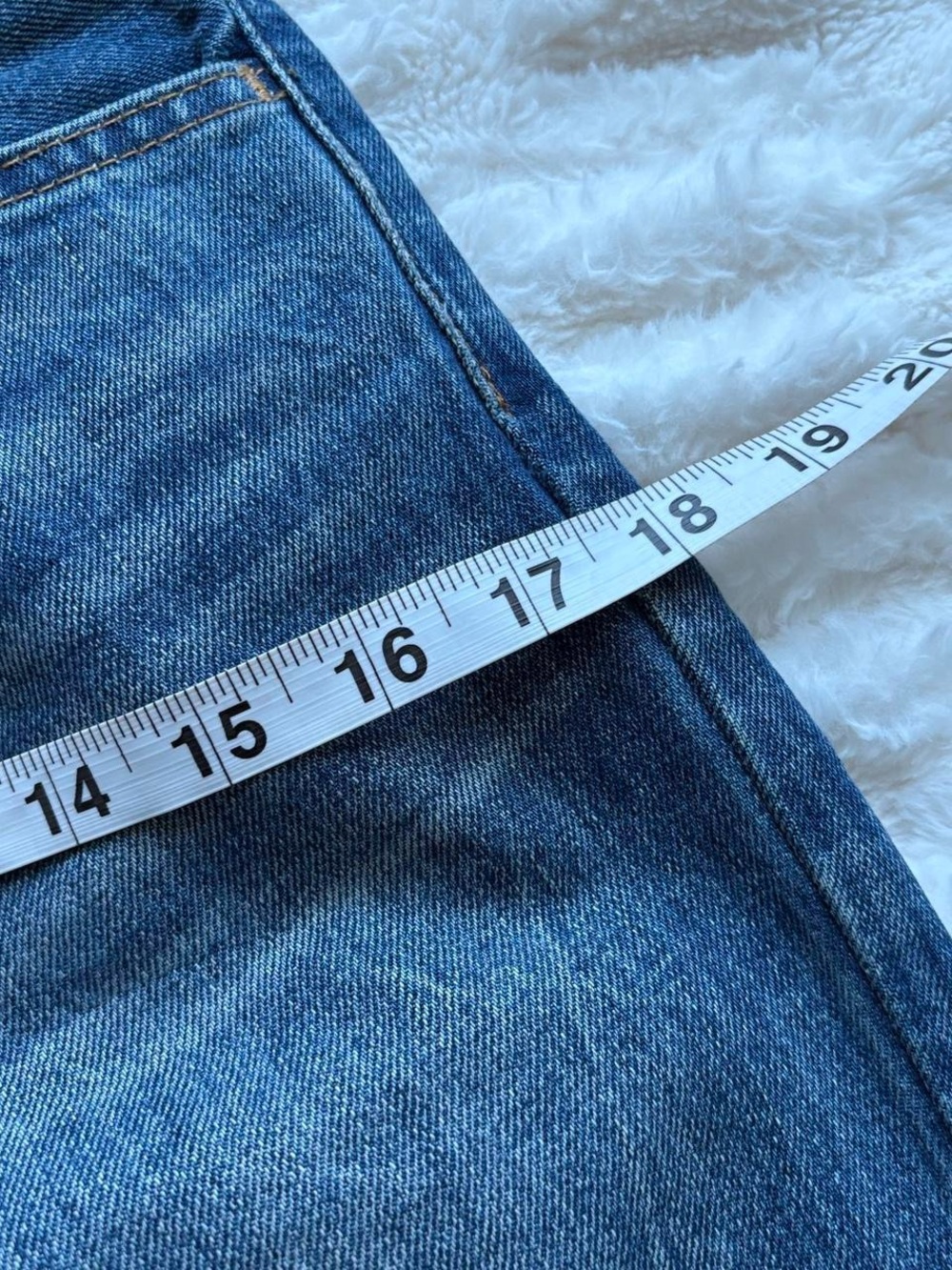 Levi's Vintage Wide Leg Flare Jeans in Faded Blue - Picture 5 of 6